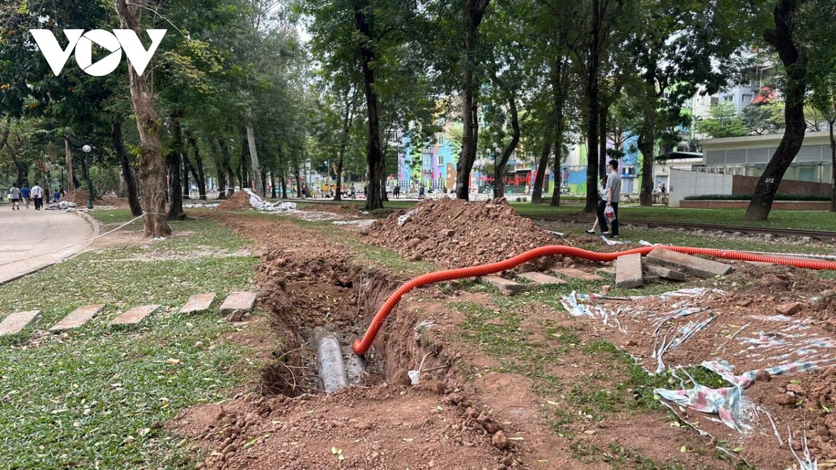 Sau khi hoàn thành, đơn vị thi công tiến hành hoàn trả mặt bằng tạo lại cảnh quan công viên. Được biết công trình trạm bơm điều tiết hồ Bảy Mẫu khởi công quý I/2026, dự kiến hoàn thành vào quý II/2026.