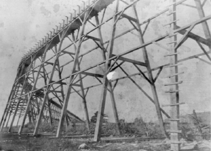 Khai thác thủy lực gần Smartsville, Yuba, năm 1866. Ảnh: Thư viện Quốc hội.