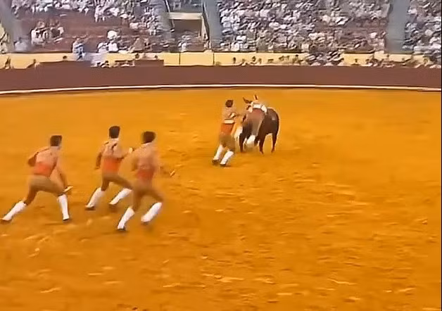 Sau trận đấu, Trindade được đưa đến Bệnh viện São José, nơi anh rơi vào trạng thái hôn mê và tử vong vào ngày 23/8 sau khi ngừng tim, ngừng thở.