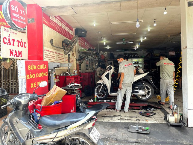 Nhiều xe máy sau thời gian khá dài không sử dụng bị hỏng cần phải sửa chữa và bảo dưỡng.
