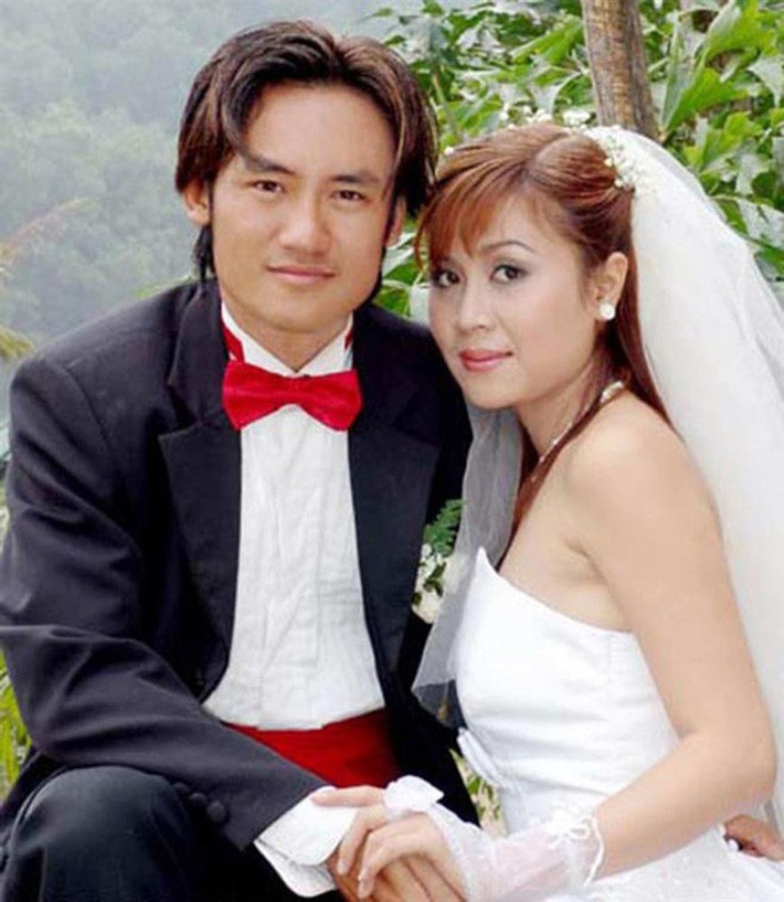 ó sự nghiệp nổi bật nhưng Lưu Thiên Hương lại là người khá kín tiếng về đời tư. Nữ nhạc sĩ kết hôn cùng nhạc sĩ hòa âm phối khí Sơn Hải hồi năm 2004 và đón con gái đầu lòng Vy Uyên (tên thân mật Mimi) sau đó 1 năm (Ảnh: Chụp màn hình).