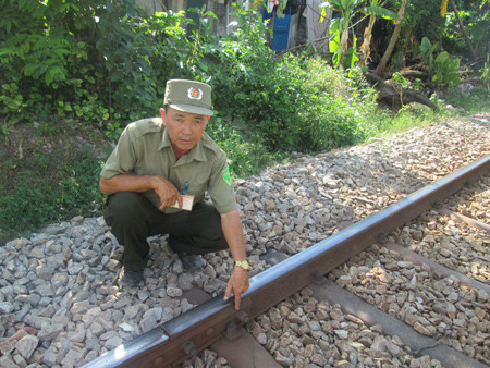 Năm 1993, Bửu tổ chức đám cưới trong sự ngỡ ngàng của mọi người. Ai cũng không ngờ rằng, Bửu cuối cùng cũng có bến đỗ cho mình. Hạnh phúc như vỡ òa với anh khi chị sinh được đứa con ngoan, học giỏi. Chị Phạm Thị Thu Hà bồi hồi nhớ lại: “Nghĩ lại ngày đó cũng gan thiệt. Nhưng yêu nhau mà ai biết được. Mà cũng không sai lầm khi đến với anh. Anh luôn yêu thương vợ con, biết lo gia đình”.