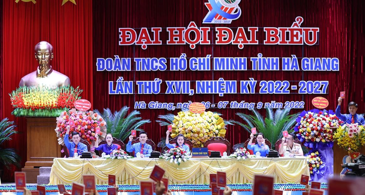 Tới dự có anh Đặng Đức Chiến - Phó Chủ nhiệm Uỷ ban kiểm tra Trung ương Đoàn; chị Chu Thị Ngọc Diệp - Uỷ viên BCH Trung ương hội, Tỉnh uỷ viên, Chủ tịch Hội Liên hiệp phụ nữ tỉnh Hà Giang; một số sở, ngành của tỉnh cùng 245 đại biểu đại diện trên 44.000 đoàn viên thanh niên trong tỉnh.