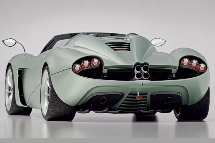 Pagani cho biết chỉ sản xuất đúng 10 chiếc Huayra Codalunga Speedster trên toàn cầu và quá trình bàn giao sẽ bắt đầu trong năm 2026. Điều này khiến mẫu xe trở thành một trong những siêu phẩm hiếm nhất trong lịch sử Pagani, tương tự như Huayra Codalunga coupe từng giới hạn ở mức 5 chiếc với giá khởi điểm hơn 7,36 triệu USD (192,18 tỷ đồng) vào năm 2022.