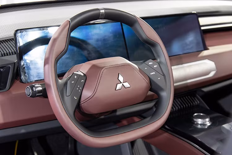 Dự kiến, Destinator sẽ ra mắt tại Triển lãm Ô tô Quốc tế Gaikindo Indonesia (GIIAS) 2025, diễn ra từ giữa tháng 7 tới. Đây được xem là một trong những sự kiện ôtô quan trọng nhất khu vực, nơi nhiều hãng xe chọn để ra mắt sản phẩm chiến lược.