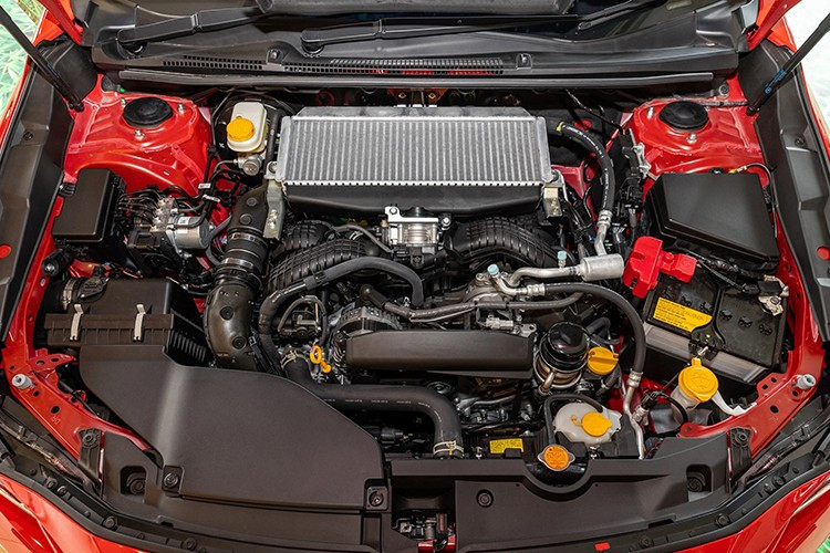 Trước đây, nhóm "xe chơi" gồm Subaru WRX, Honda Civic Type R và Mercedes-AMG A 35 đều có giá bán trên 2 tỷ đồng. Tuy nhiên hiện tại, mức giá của ba mẫu xe này đã thay đổi rõ rệt.