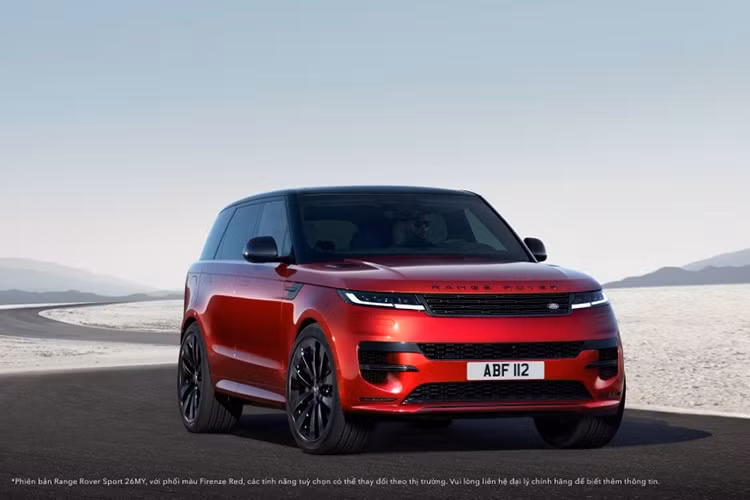 Range Rover Sport 2026 mở bán tại Việt Nam với các tùy chọn phiên bản đa dạng bao gồm S, SE, Dynamic SE, Dynamic HSE, Autobiography và ở đỉnh cao của dải sản phẩm, Range Rover Sport SV - biểu tượng hiệu suất với những công nghệ tiên phong hội tụ lần đầu xuất hiện trên thế giới.
