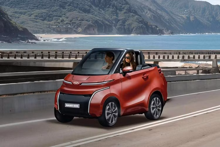 Không kém phần đáng chú ý là màn ra mắt loạt xe điện đô thị cỡ nhỏ của TMT Motors. Trong đó, Nano S05 EV - mẫu xe mini 2 cửa - được kỳ vọng sẽ khuấy động phân khúc xe giá rẻ trong thời gian tới.