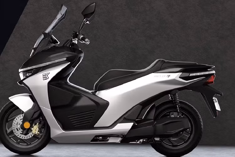 Xe sử dụng hai viên pin có thể tháo rời, cho phép di chuyển quãng đường lên tới 120 km sau mỗi lần sạc đầy, ngay cả khi chở hai người. Việc tháo rời pin giúp người dùng sống ở chung cư hoặc không có chỗ sạc riêng có thể dễ dàng mang pin vào nhà để sạc. Theo thông tin từ hãng, pin sẽ được sạc đầy trong khoảng 3,5 giờ thông qua một "buồng" sạc chuyên dụng đi kèm.