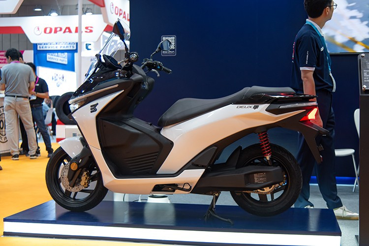 View - E3 Mobility Deux7 - xe máy điện giá 100 triệu tại Việt Nam | Báo Tri thức và Cuộc sống - TIN TỨC PHỔ BIẾN KIẾN THỨC 24H