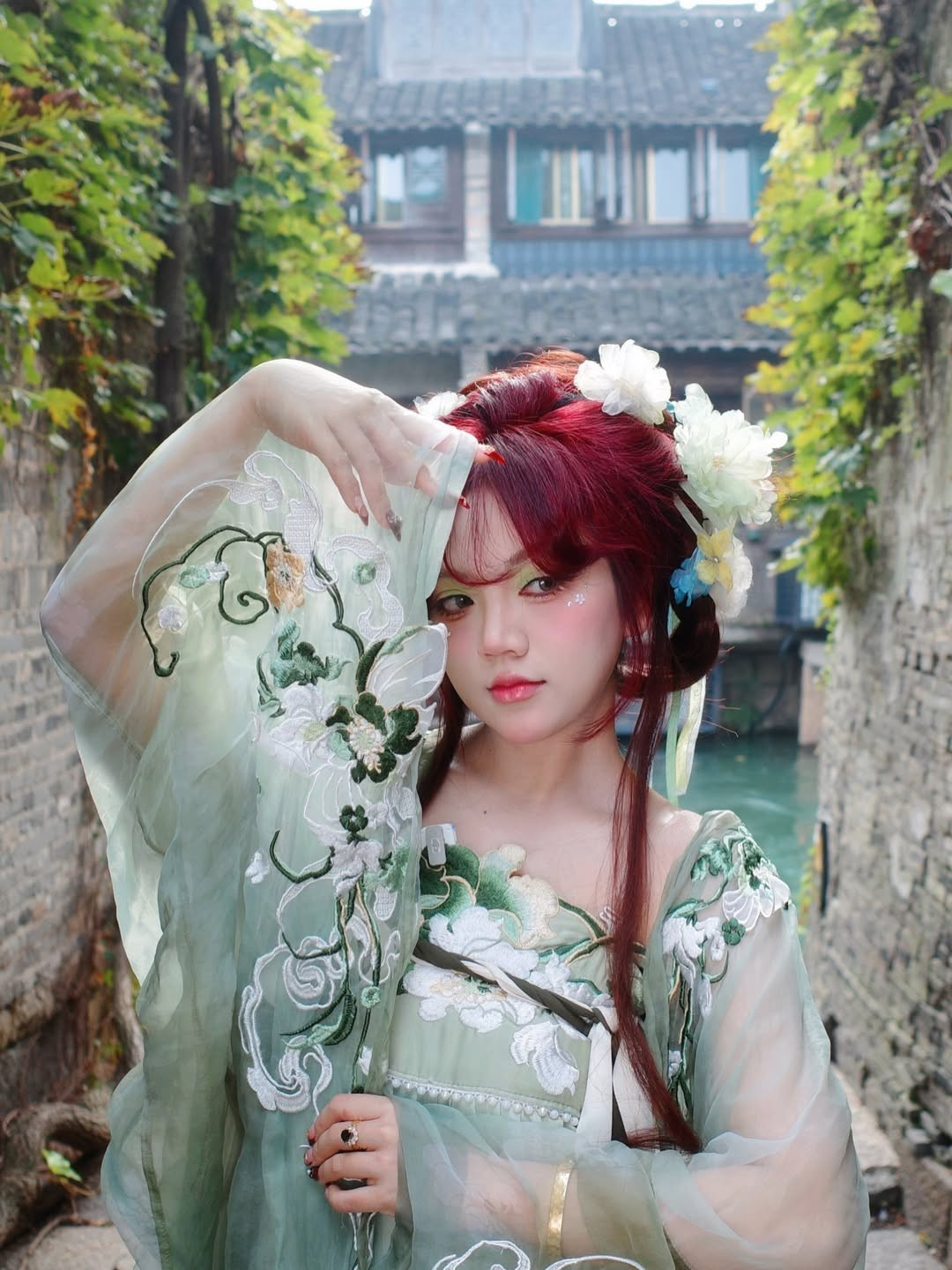 View - Hot girl Bảo Hân Helia đẹp tựa tiên nữ giữa cổ trấn Trung Quốc | Báo Tri thức và Cuộc sống - TIN TỨC PHỔ BIẾN KIẾN THỨC 24H