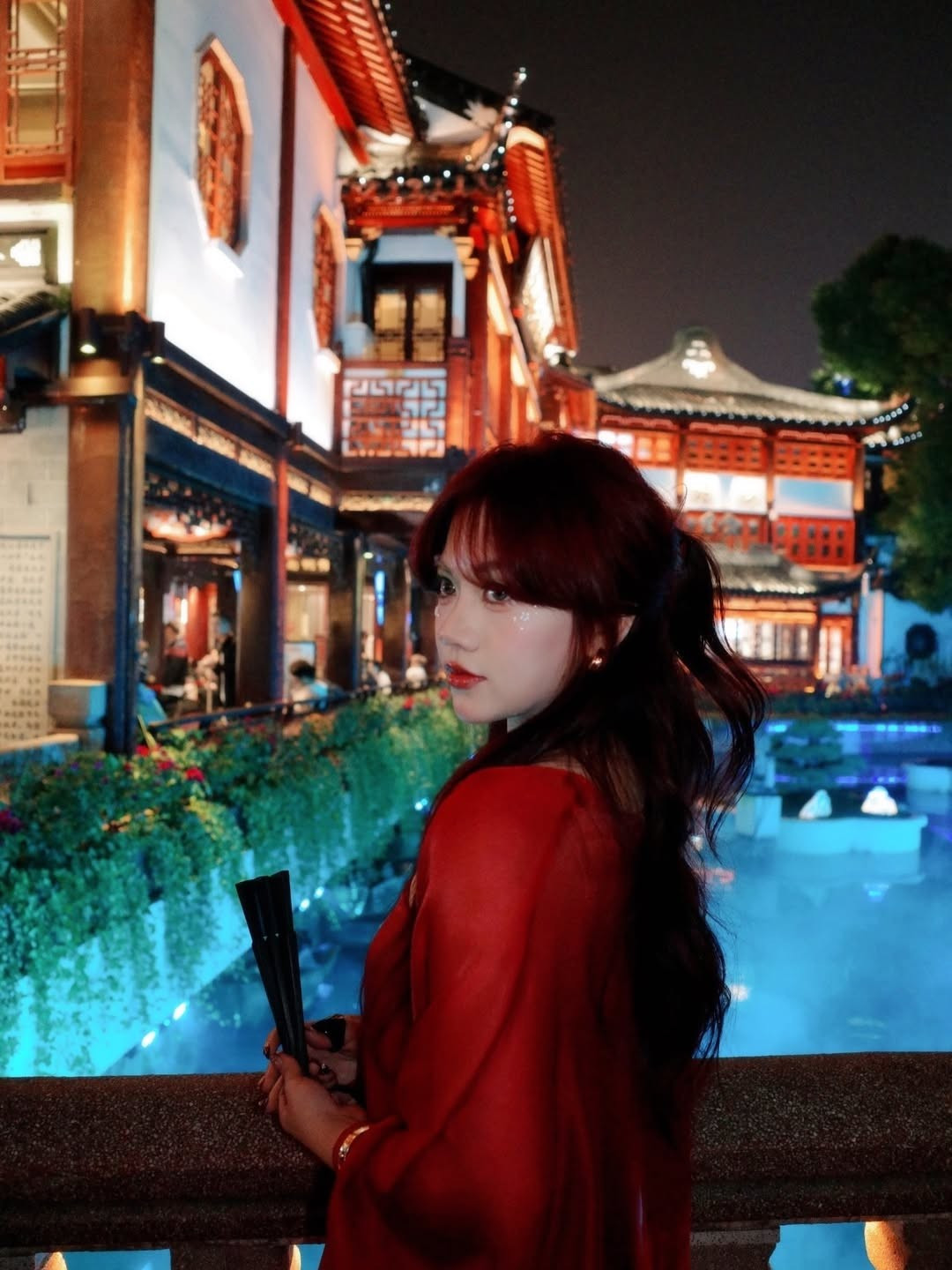 Nhiều netizen nhận xét, Bảo Hân Helia ngày càng “lột xác” về phong cách, không còn đóng khung trong hình ảnh dễ thương, baby như trước mà dần chuyển sang vẻ đẹp gợi cảm, nữ tính và có chiều sâu hơn.