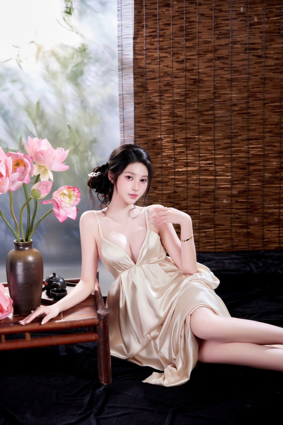 Triều Tiên không chỉ đơn thuần là khoe dáng, mà còn truyền tải được tinh thần của một người phụ nữ hiện đại: tự tin, làm chủ vẻ đẹp cơ thể mình, và không ngại thể hiện sự quyến rũ một cách nghệ thuật.