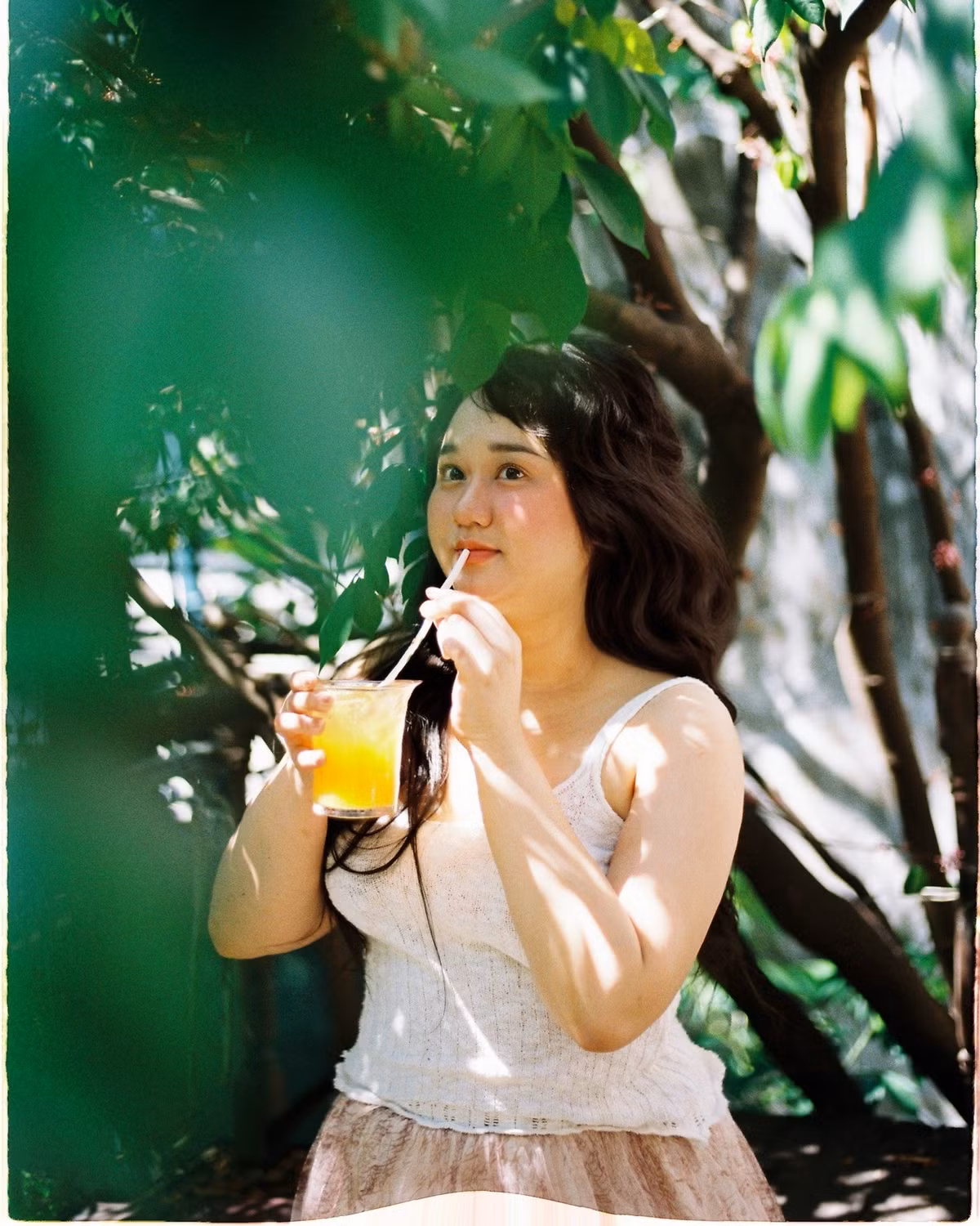 Ban đầu Trúc Anh chỉ chơi để vận động nhẹ nhàng, nhưng dần bị cuốn hút vì cầu lông giúp vận động toàn thân, tiêu hao calo hiệu quả, tăng sức bền mà vẫn vui vẻ, không nhàm chán.