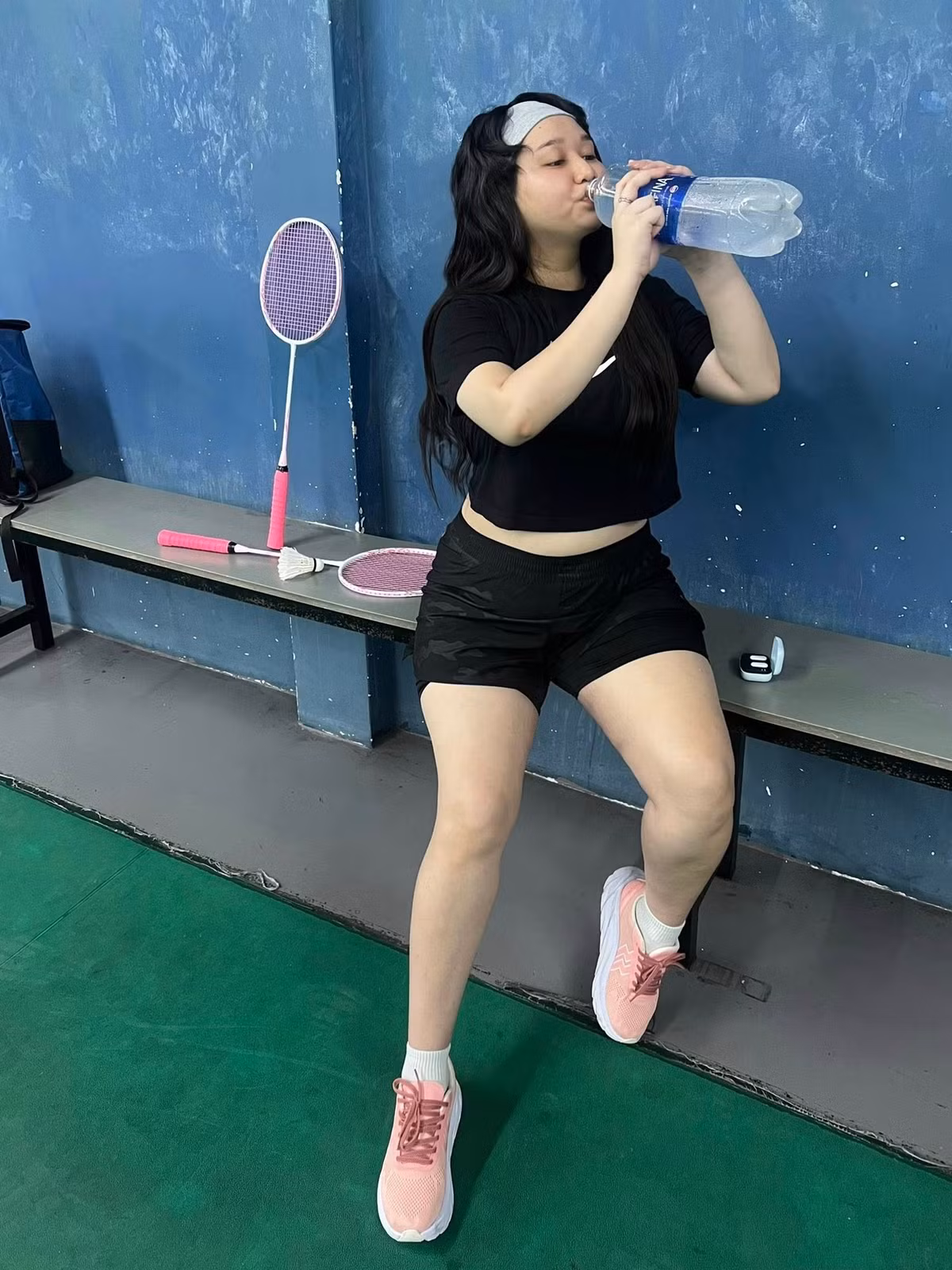 Thời điểm trước, Trúc Anh thừa nhận cô cảm thấy stress, tự ti khi phải nghe những bình luận tiêu cực về việc “phát tướng” so với hình ảnh mảnh mai, “nàng thơ” từng nổi tiếng trong bộ phim Mắt biếc.