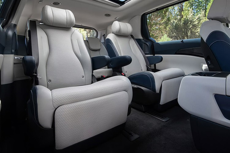 View - KIA Carnival Hybrid 2026 sắp ra mắt Thái Lan, rẻ hơn bản cũ | Báo Tri thức và Cuộc sống - TIN TỨC PHỔ BIẾN KIẾN THỨC 24H