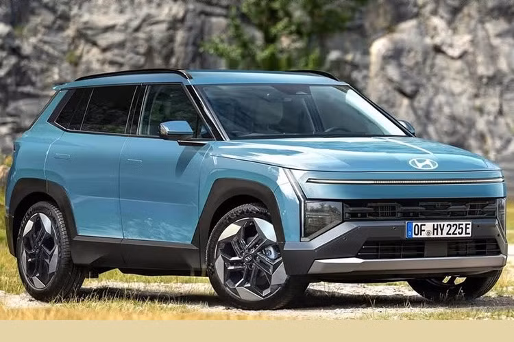 Các mẫu thử nghiệm của mẫu xe SUV Hyundai Tucson thế hệ mới thường xuyên xuất hiện trên đường nhưng vẫn phủ kín lớp ngụy trang. Tuy vậy, những hình ảnh phác họa không chính thức mới đây đã hé lộ phần nào diện mạo của mẫu xe này.