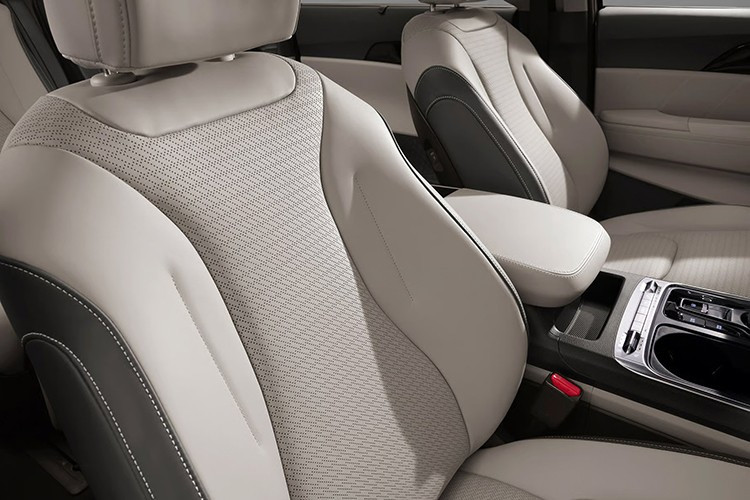 View - KIA Carnival Hybrid 2026 sắp ra mắt Thái Lan, rẻ hơn bản cũ | Báo Tri thức và Cuộc sống - TIN TỨC PHỔ BIẾN KIẾN THỨC 24H