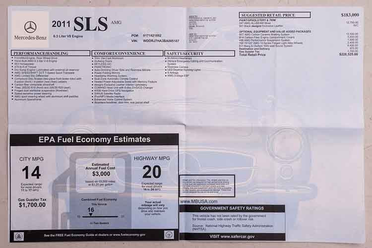 Theo các dữ liệu ghi nhận, chiếc SLS trong bài viết này được bán cho vị chủ nhân đầu tiên tại Austin, Texas với mức giá vào khoảng 226.525 USD, chiếc xe đã được chủ nhân nuông chiều trong thời gian dài. SLS AMG gần như là mẫu xe cổ điển hiện đại ngay từ khi ra mắt, giá trị của nó chỉ có xu hướng tăng.