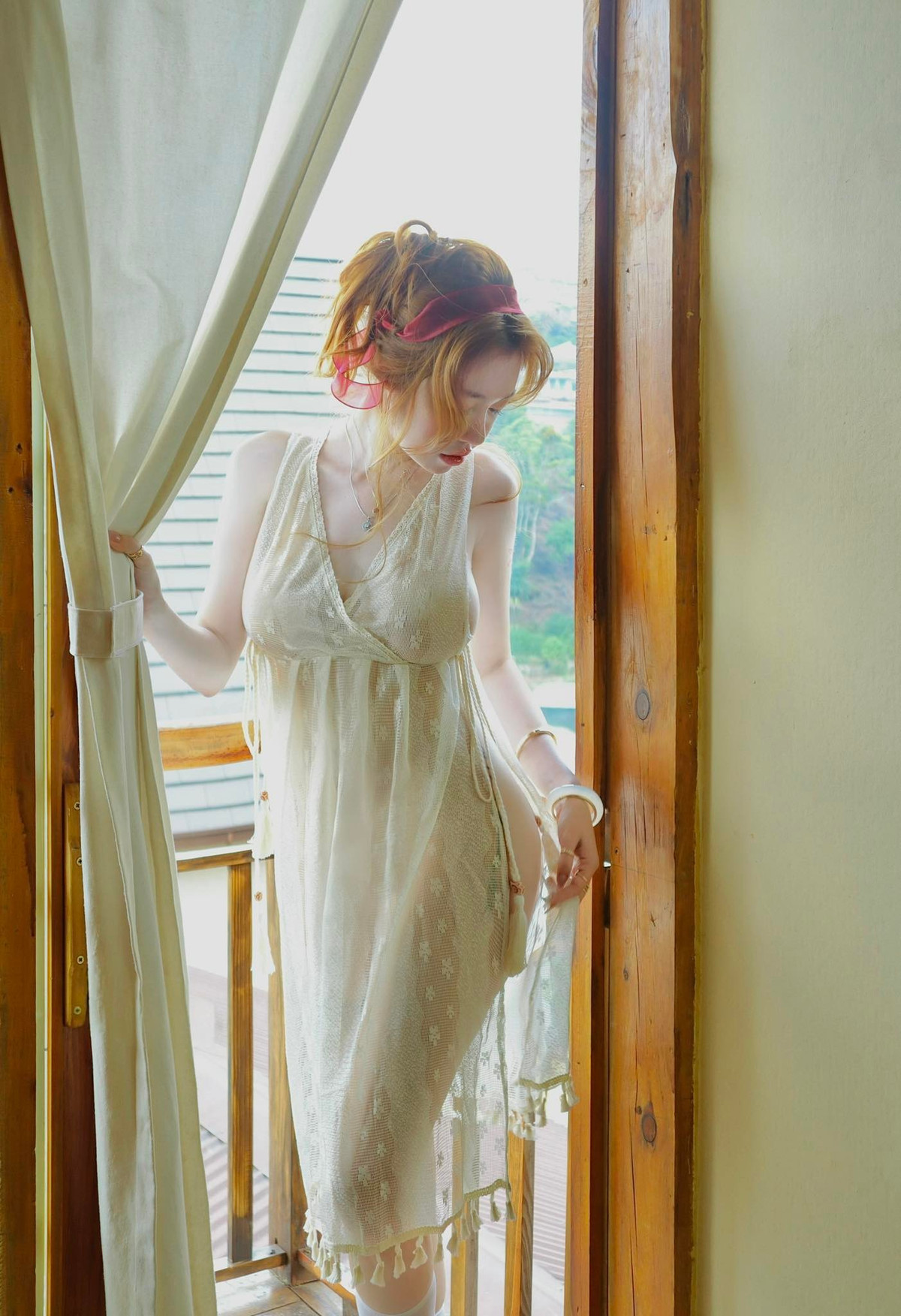 Chỉ vài câu ngắn gọn nhưng mạnh mẽ, Elly Trần lập tức nhận được sự ủng hộ từ phần lớn cư dân mạng.