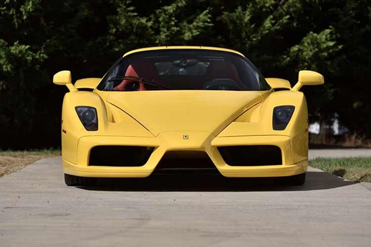 Và đó chắc chắn là điều cuối cùng họ muốn sau khi đã bỏ ra một khoản tiền khổng lồ 16,5 triệu USD (17.875.000 USD bao gồm phí người mua) để mang chiếc xe về nhà và cất giữ nó như một vật trưng bày quý giá.