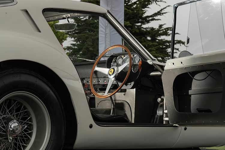 Chiếc xe được trang bị động cơ V12 Tipo 168/62 Comp 3.0 lít với sáu bộ chế hòa khí Weber 38 DCN. Động cơ V12 sản sinh công suất 296 mã lực và mô-men xoắn 217 pound-feet (217 Nm), giúp xe tăng tốc từ 0 đến 60 mph (0 đến 97 km/h) trong khoảng 5 giây rưỡi và đạt tốc độ tối đa 170 mph (274 km/h).