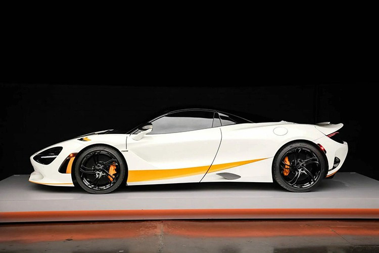 McLaren đã tạo ra nhiều phiên bản giới hạn của 750S, như dòng đặc biệt kỷ niệm 30 năm chiến thắng Le Mans của McLaren với số lượng sản xuất giới hạn ở 50 chiếc.