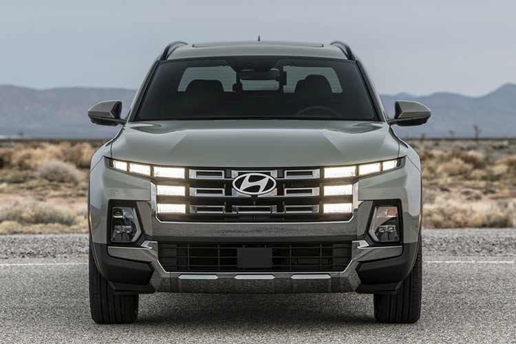 Mẫu xe bán tải mới nhà Toyota này nhiều khả năng sẽ hồi sinh tên gọi Toyota Stout, trang bị công nghệ hybrid để cạnh tranh trực tiếp với Maverick, và được kỳ vọng ra mắt không muộn hơn năm 2027.