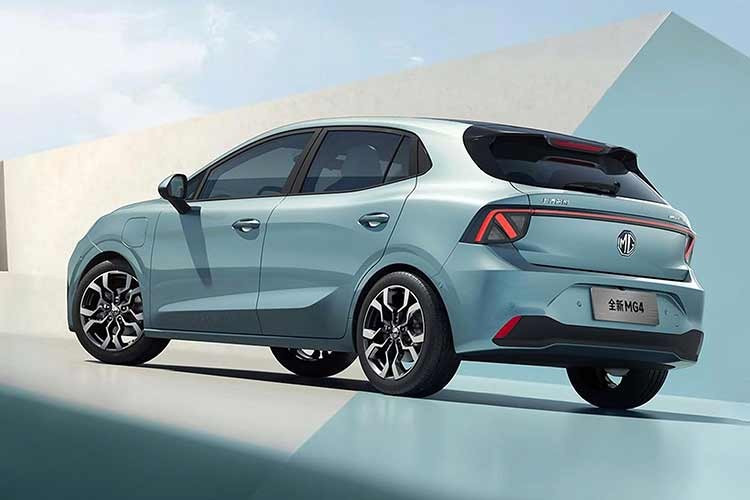 Phiên bản cao cấp nhất và hướng đến hiệu năng cao nhất được gọi là XPOWER. Như tên gọi đã gợi ý, XPOWER nâng tầm hiệu năng với hệ thống động cơ điện 320 kW. Nói theo hệ đo lường Anh, điều đó có nghĩa là công suất đạt 429 mã lực.