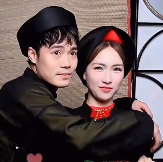 Nam cầu thủ đội tuyển Việt Nam từng lên tiếng giải thích: "Có nhiều thông tin trên mạng xã hội cho rằng tôi đang hẹn hò, thậm chí cưới Hòa. Khi đọc những cái đó, tôi chỉ biết cười thôi. Với những người trẻ, khi thấy những thông tin đó thì có thể phân biệt được là thật hay giả. Tuy nhiên, những cô chú, họ hàng của tôi ở quê khi đọc được thông tin đó thì tưởng là thật nên đã hỏi lại tôi. Tôi cũng thấy rất đau đầu về vấn đề này...