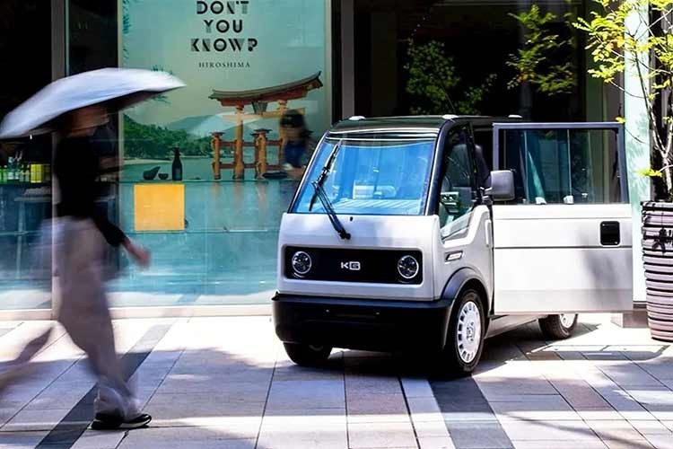 Mẫu xe mini điện Mibot này có phạm vi di chuyển khoảng 100 km cho mỗi lần sạc, đủ phục vụ nhu cầu đi làm hàng ngày, đi chợ, đưa đón người thân hoặc thay thế xe máy trong điều kiện đô thị.