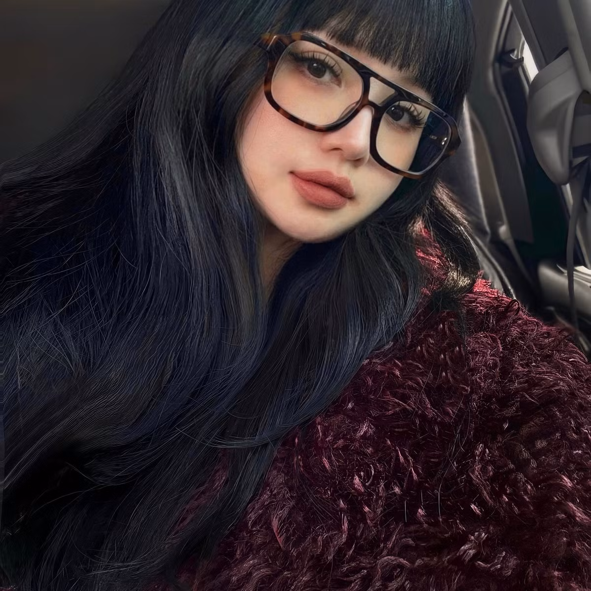 Những hình ảnh Tâm Tít diện bikini không chỉ đơn thuần là khoe dáng mà còn là thông điệp về sự tự tin, yêu bản thân của người phụ nữ hiện đại.