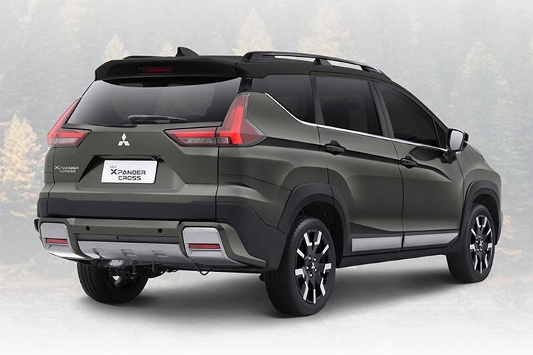 Xpander Cross vẫn duy trì động cơ MIVEC 4A91 1.5L DOHC 16 van. Động cơ này sản sinh công suất 105 PS và mô-men xoắn 141 Nm, được truyền tới bánh trước thông qua hộp số CVT hoặc hộp số sàn.