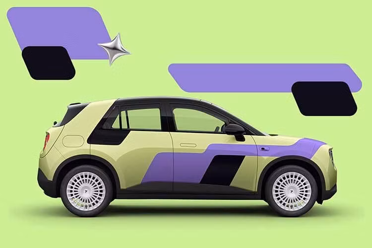 Với khách hàng chọn phương án thuê pin Nio Firefly thì giá bán của xe giảm xuống chỉ còn 97.800 Nhân dân tệ (khoảng 342 triệu đồng). Phiên bản đặc biệt này lấy cảm hứng từ phong cách thời trang Y2K vốn là xu hướng bắt nguồn từ cuối những năm 1990 đến đầu thế kỷ 21. Phong cách thời trang này đi kèm các món đồ tiêu biểu như quần bò cạp trễ, áo thun đính đá và trang phục thể thao.