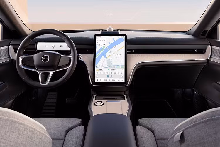 Hệ thống này phức tạp hơn các plug-in hybrid hay xe mở rộng phạm vi (EREV) truyền thống, nhưng hỗ trợ tới 7 chế độ vận hành hybrid, tự động tối ưu đường truyền năng lượng tùy theo ý định người lái.