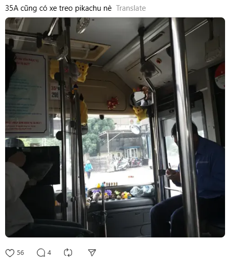 Những bình luận chia sẻ hình ảnh từng đi chuyến buýt được trang trí &quot;dưỡng thê&quot; không kém, như được nạp thêm &quot;năng lượng đáng yêu&quot; khi vô tình bắt được những chiếc xe buýt này.