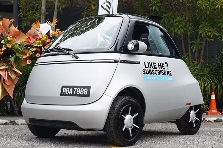 Theo Paultan, mẫu xe điện cỡ nhỏ Microlino 2.0 2026 mới vừa được giới thiệu tại Malaysia và sẽ chính thức mở bán từ năm 2026. Đây cũng là thị trường châu Á đầu tiên chào đón sản phẩm đến từ Micro Mobility Systems, công ty có trụ sở tại Zurich (Thụy Sĩ), sản xuất tại Turin (Italia).