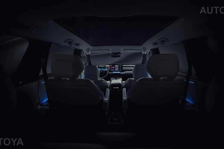 Nếu các thông tin rò rỉ là chính xác, bZ Highlander 2027 sẽ là mảnh ghép tiếp theo trong chiến lược mở rộng danh mục EV của Toyota tại Bắc Mỹ, sau các mẫu như bZ4X, C-HR EV và bZ Woodland.