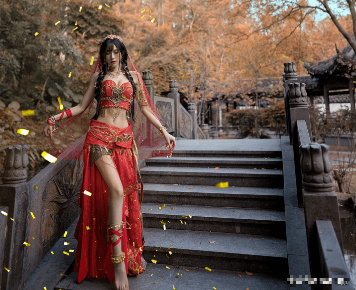 Trong thế giới mạng xã hội nơi hình ảnh mới liên tục được cập nhật từng ngày, việc một bức ảnh được giữ ở vị trí nổi bật suốt thời gian dài như vậy là điều hiếm thấy. Chi tiết này nhanh chóng khiến cộng đồng mạng chú ý, thậm chí nhiều lần đẩy từ khóa liên quan đến Futuaner và bộ cosplay này leo thẳng top tìm kiếm.