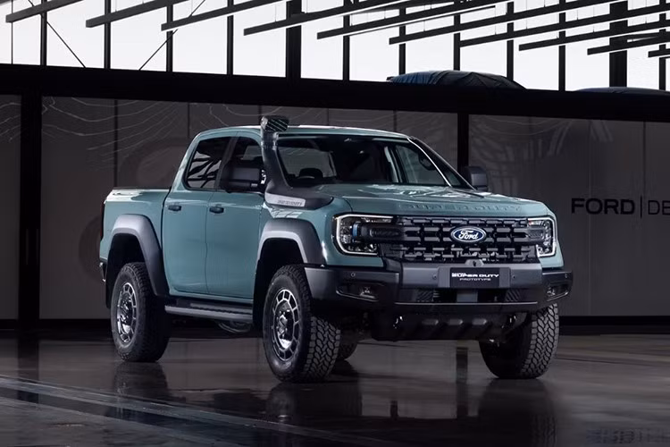 Giá thực tế của xe có thể tăng cao nếu đi kèm gói phụ kiện, với cấu hình tối đa có thể chạm mức 133.000 AUD (74.800 USD). Những chiếc xe đầu tiên dự kiến sẽ đến tay khách hàng vào cuối năm 2026.