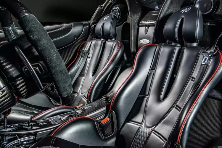 View - Ngắm siêu phẩm Pagani Huayra cuối cùng, giá hơn 7.000 USD/mã lực | Báo Tri thức và Cuộc sống - TIN TỨC PHỔ BIẾN KIẾN THỨC 24H