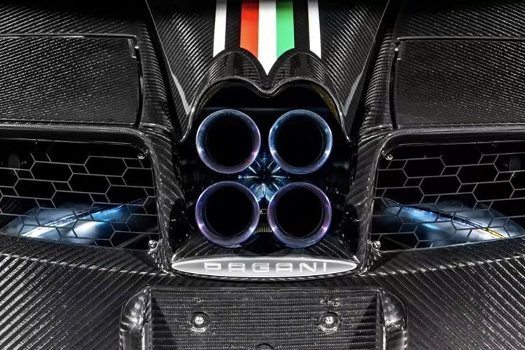 View - Ngắm siêu phẩm Pagani Huayra cuối cùng, giá hơn 7.000 USD/mã lực | Báo Tri thức và Cuộc sống - TIN TỨC PHỔ BIẾN KIẾN THỨC 24H