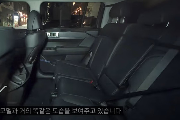 Mặc dù chưa có hình ảnh chính thức, nhiều nguồn tin cho rằng mẫu xe sẽ được trang bị hệ thống thông tin giải trí Pleos Connect mới, phát triển trên nền tảng Android, cùng một số nâng cấp về bảng điều khiển trung tâm, vô-lăng và chất liệu hoàn thiện.