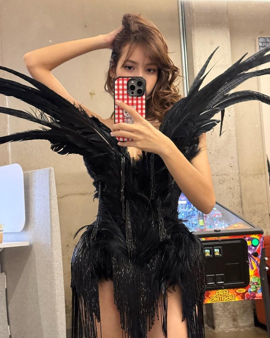 Không dừng lại ở âm nhạc, Lisa sẽ debut với vai trò diễn viên trong mùa mới của series nổi tiếng HBO – The White Lotus vào năm 2025. Đây được xem là cột mốc quan trọng trong hành trình mở rộng sự nghiệp sang Hollywood của cô.