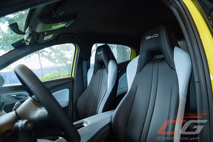 eagull là mẫu xe thuộc phân khúc giá rẻ trong dòng sản phẩm Ocean của BYD. Xe có kích thước dài x rộng x cao lần lượt là 3.780 x 1.715 x 1.540 mm và chiều dài cơ sở 2.500 mm. Mẫu xe này hướng đến người dùng đô thị và giới trẻ muốn sở hữu ôtô điện nhỏ gọn.