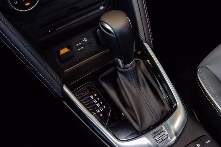 Tổng cộng 5 tháng đầu năm 2025, Mazda2 ghi nhận doanh số gần 2.000 xe bán ra tại Việt Nam, chiếm hơn 14% thị phần phân khúc sedan hạng B, và được đánh giá là mẫu xe có doanh số ổn định nhất phân khúc.