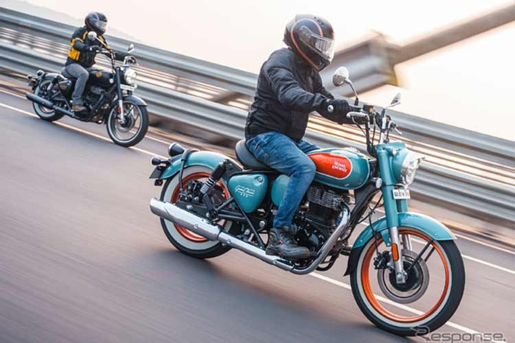 Không có thay đổi nào được thực hiện đối với gốc máy hoặc các bộ phận khung xe. Phiên bản năm 2026 vẫn tiếp tục được cung cấp với bốn tùy chọn màu sơn như trước: Đen Shack, Tím Haze, Xanh Trip Teal và Đỏ Rave.