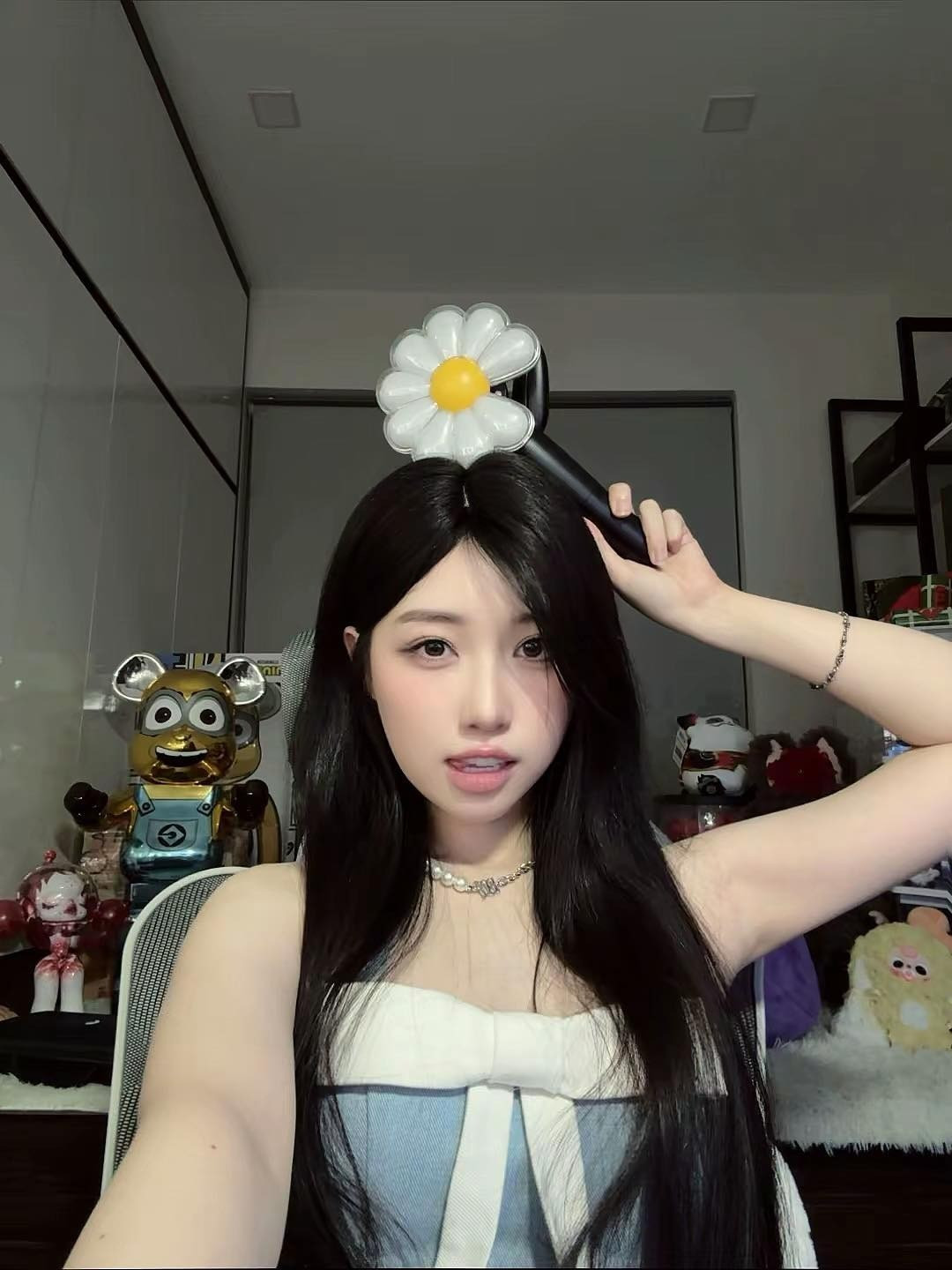 Dù vấp phải nhiều ý kiến trái chiều, không thể phủ nhận rằng video “cầm nhẫn cưới” đã chứng minh sức hút mạnh mẽ của Chubby. Tới nay, nữ streamer vẫn là cái tên được quan tâm, mỗi động thái đều khiến CĐM bàn tán xôn xao.