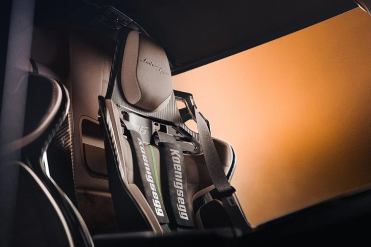 Cung cấp sức mạnh cho Sadair’s Spear vẫn là động cơ V8 tăng áp kép dung tích 5.0L, nhưng đã được hiệu chỉnh lại để tăng hiệu suất.