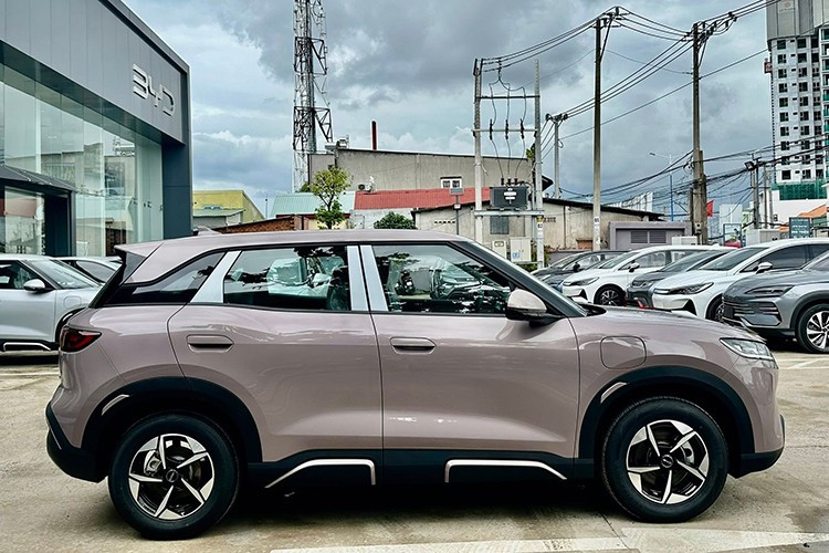 Như vậy, đây sẽ là mẫu xe mới thứ 3 của BYD ra mắt Việt Nam trong năm 2025, sau Sealion 6 và Sealion 8. Vào cuối năm nay, BYD dự kiến còn giới thiệu mẫu MPV cỡ lớn M9 với khách hàng Việt Nam.